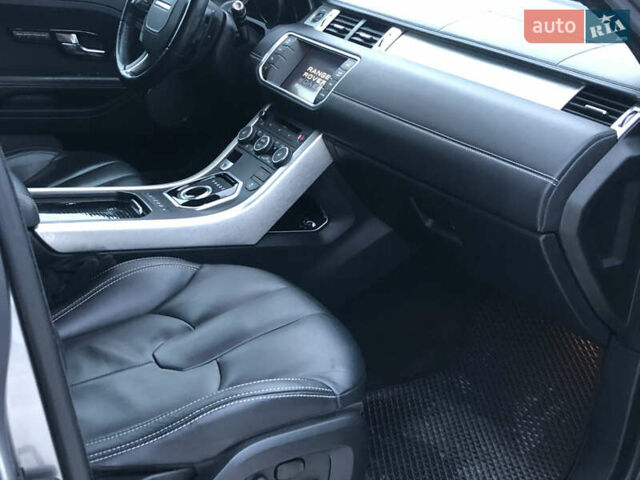 Сірий Ленд Ровер Рендж Ровер Евок, об'ємом двигуна 2 л та пробігом 192 тис. км за 14800 $, фото 55 на Automoto.ua