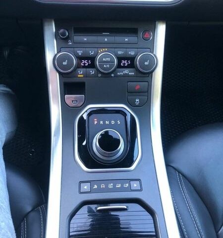 Серый Ленд Ровер Рендж Ровер Эвок, объемом двигателя 2 л и пробегом 194 тыс. км за 14900 $, фото 52 на Automoto.ua