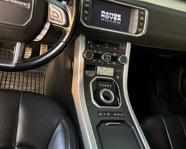 Серый Ленд Ровер Рендж Ровер Эвок, объемом двигателя 2.18 л и пробегом 137 тыс. км за 17500 $, фото 7 на Automoto.ua