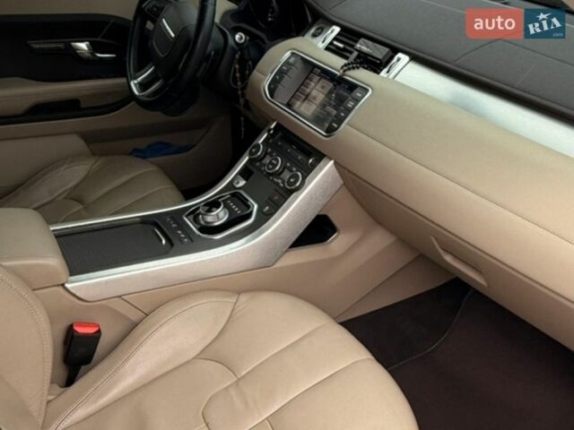 Сірий Ленд Ровер Рендж Ровер Евок, об'ємом двигуна 2 л та пробігом 280 тис. км за 14800 $, фото 23 на Automoto.ua