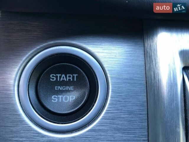 Серый Ленд Ровер Рендж Ровер Эвок, объемом двигателя 2 л и пробегом 194 тыс. км за 14400 $, фото 51 на Automoto.ua