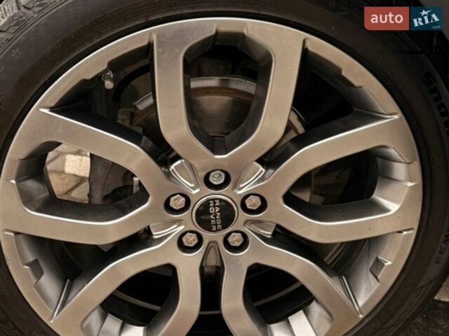 Сірий Ленд Ровер Рендж Ровер Евок, об'ємом двигуна 2 л та пробігом 280 тис. км за 14800 $, фото 36 на Automoto.ua