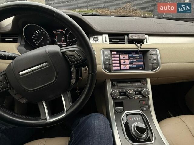 Сірий Ленд Ровер Рендж Ровер Евок, об'ємом двигуна 2 л та пробігом 280 тис. км за 14800 $, фото 32 на Automoto.ua