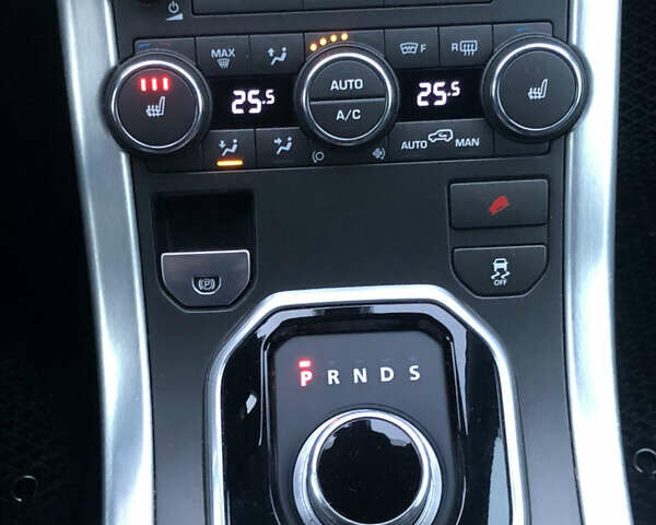 Сірий Ленд Ровер Рендж Ровер Евок, об'ємом двигуна 2 л та пробігом 192 тис. км за 14800 $, фото 61 на Automoto.ua