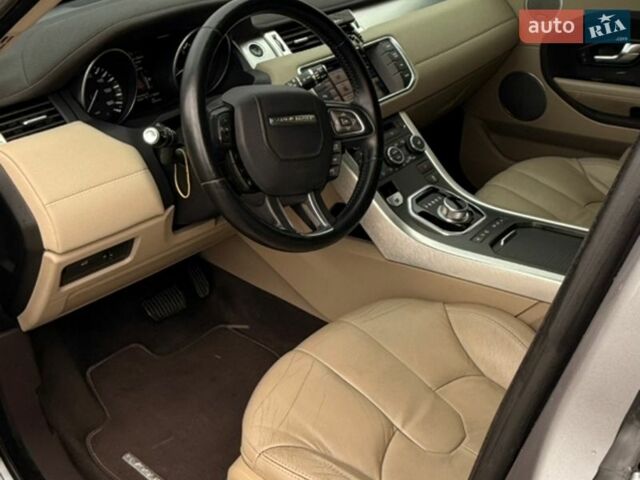 Сірий Ленд Ровер Рендж Ровер Евок, об'ємом двигуна 2 л та пробігом 280 тис. км за 14800 $, фото 20 на Automoto.ua
