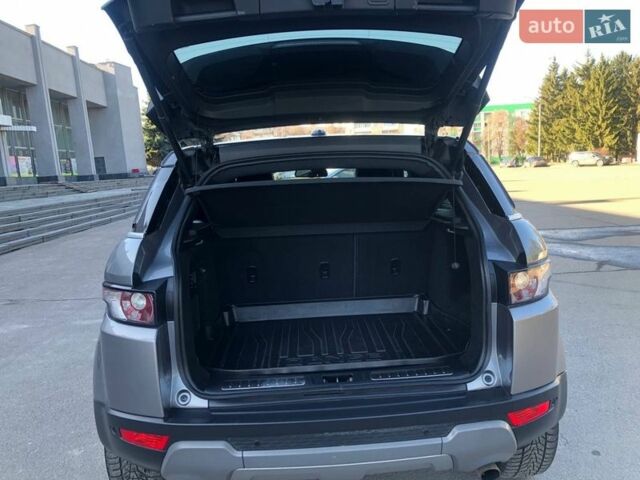 Серый Ленд Ровер Рендж Ровер Эвок, объемом двигателя 2 л и пробегом 194 тыс. км за 14400 $, фото 46 на Automoto.ua