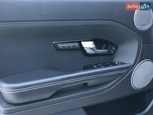 Сірий Ленд Ровер Рендж Ровер Евок, об'ємом двигуна 2 л та пробігом 192 тис. км за 14800 $, фото 47 на Automoto.ua