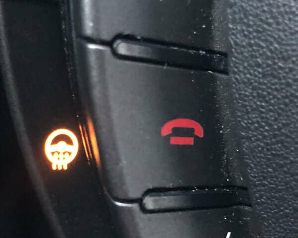 Сірий Ленд Ровер Рендж Ровер Евок, об'ємом двигуна 2 л та пробігом 192 тис. км за 14800 $, фото 65 на Automoto.ua