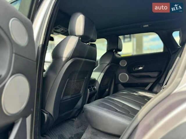 Сірий Ленд Ровер Рендж Ровер Евок, об'ємом двигуна 2 л та пробігом 230 тис. км за 16400 $, фото 16 на Automoto.ua