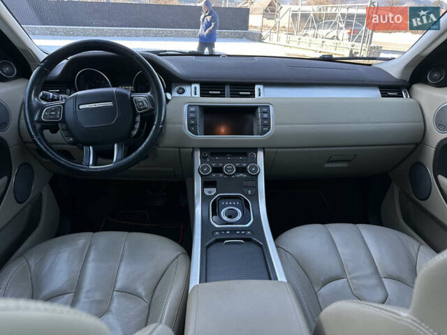 Сірий Ленд Ровер Рендж Ровер Евок, об'ємом двигуна 2 л та пробігом 240 тис. км за 13350 $, фото 26 на Automoto.ua
