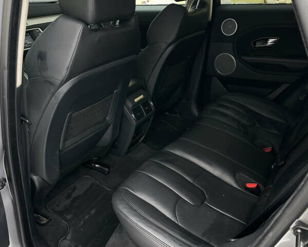 Сірий Ленд Ровер Рендж Ровер Евок, об'ємом двигуна 2 л та пробігом 210 тис. км за 16450 $, фото 13 на Automoto.ua