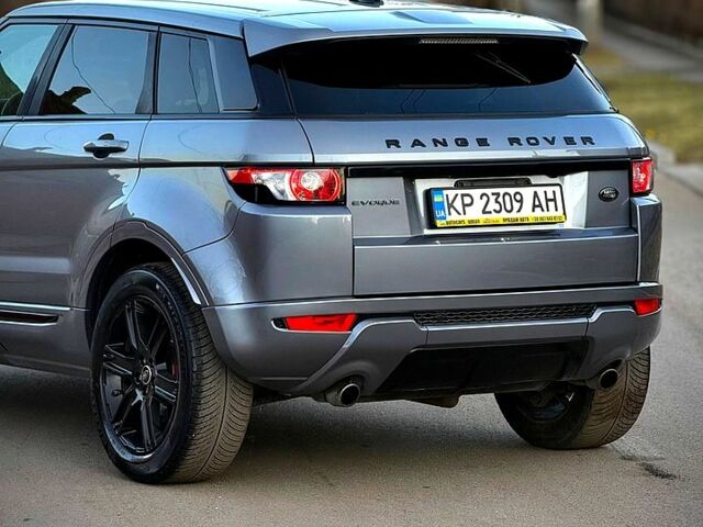 Сірий Ленд Ровер Рендж Ровер Евок, об'ємом двигуна 2 л та пробігом 145 тис. км за 14500 $, фото 6 на Automoto.ua