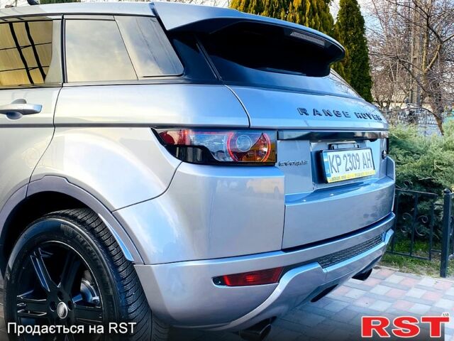 Сірий Ленд Ровер Рендж Ровер Евок, об'ємом двигуна 2 л та пробігом 140 тис. км за 12700 $, фото 6 на Automoto.ua