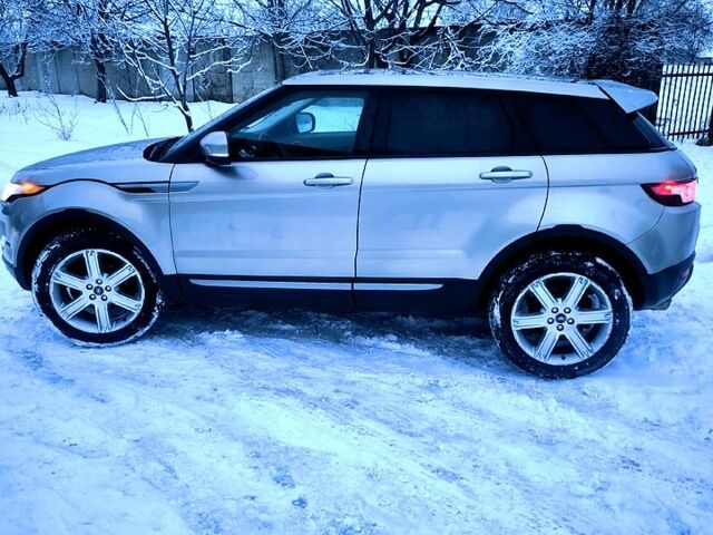 Сірий Ленд Ровер Рендж Ровер Евок, об'ємом двигуна 2 л та пробігом 24000 тис. км за 16100 $, фото 1 на Automoto.ua