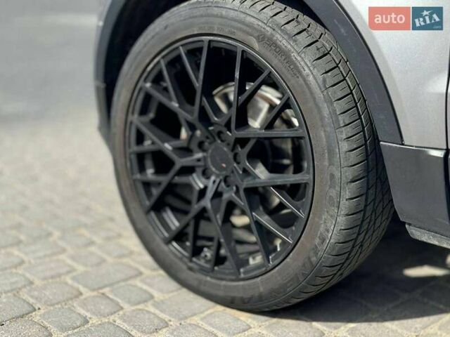 Сірий Ленд Ровер Рендж Ровер Евок, об'ємом двигуна 2 л та пробігом 230 тис. км за 16400 $, фото 14 на Automoto.ua