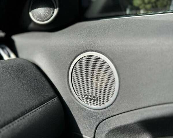 Сірий Ленд Ровер Рендж Ровер Евок, об'ємом двигуна 2 л та пробігом 230 тис. км за 16400 $, фото 22 на Automoto.ua