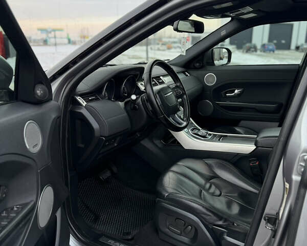 Сірий Ленд Ровер Рендж Ровер Евок, об'ємом двигуна 2 л та пробігом 237 тис. км за 14700 $, фото 30 на Automoto.ua