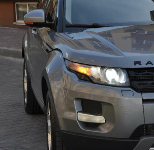 Сірий Ленд Ровер Рендж Ровер Евок, об'ємом двигуна 2 л та пробігом 250 тис. км за 15400 $, фото 18 на Automoto.ua