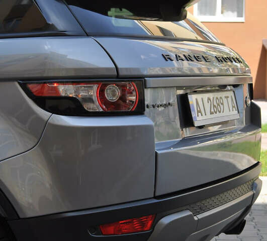 Сірий Ленд Ровер Рендж Ровер Евок, об'ємом двигуна 2 л та пробігом 250 тис. км за 15400 $, фото 16 на Automoto.ua