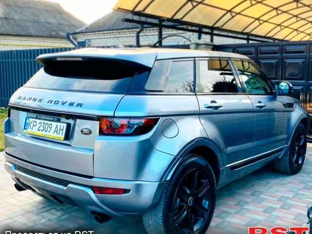 Сірий Ленд Ровер Рендж Ровер Евок, об'ємом двигуна 2 л та пробігом 140 тис. км за 12700 $, фото 3 на Automoto.ua