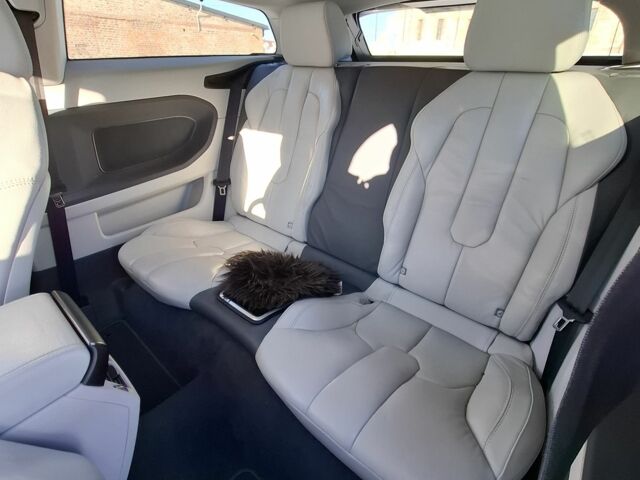 Серый Ленд Ровер Рендж Ровер Эвок, объемом двигателя 2 л и пробегом 129 тыс. км за 11300 $, фото 6 на Automoto.ua