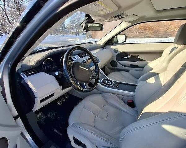 Сірий Ленд Ровер Рендж Ровер Евок, об'ємом двигуна 2 л та пробігом 129 тис. км за 11300 $, фото 3 на Automoto.ua