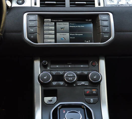 Сірий Ленд Ровер Рендж Ровер Евок, об'ємом двигуна 2 л та пробігом 250 тис. км за 15400 $, фото 7 на Automoto.ua