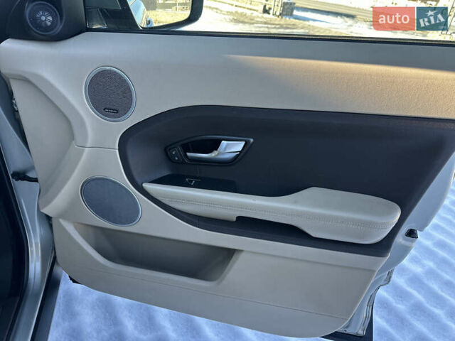 Сірий Ленд Ровер Рендж Ровер Евок, об'ємом двигуна 2 л та пробігом 240 тис. км за 13350 $, фото 34 на Automoto.ua