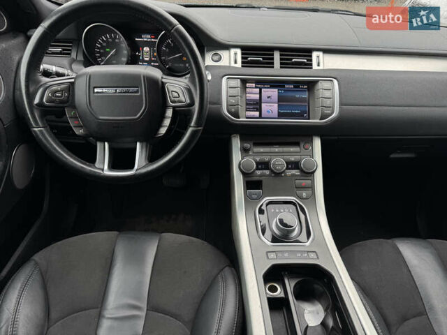 Сірий Ленд Ровер Рендж Ровер Евок, об'ємом двигуна 2 л та пробігом 144 тис. км за 13500 $, фото 16 на Automoto.ua
