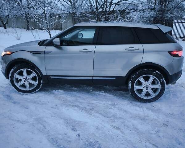 Сірий Ленд Ровер Рендж Ровер Евок, об'ємом двигуна 2 л та пробігом 240 тис. км за 16100 $, фото 3 на Automoto.ua