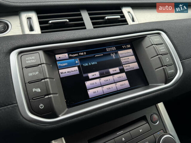 Сірий Ленд Ровер Рендж Ровер Евок, об'ємом двигуна 2 л та пробігом 144 тис. км за 13500 $, фото 19 на Automoto.ua