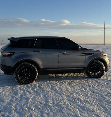 Серый Ленд Ровер Рендж Ровер Эвок, объемом двигателя 2 л и пробегом 185 тыс. км за 15900 $, фото 3 на Automoto.ua