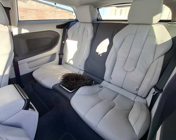 Сірий Ленд Ровер Рендж Ровер Евок, об'ємом двигуна 2 л та пробігом 129 тис. км за 11300 $, фото 5 на Automoto.ua