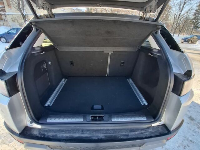 Серый Ленд Ровер Рендж Ровер Эвок, объемом двигателя 2 л и пробегом 129 тыс. км за 11300 $, фото 5 на Automoto.ua