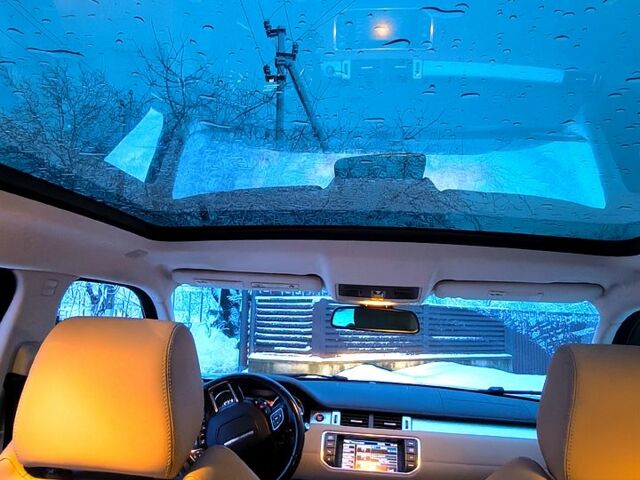 Сірий Ленд Ровер Рендж Ровер Евок, об'ємом двигуна 2 л та пробігом 24000 тис. км за 16100 $, фото 8 на Automoto.ua