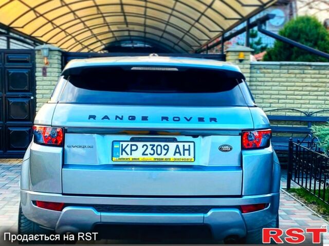 Сірий Ленд Ровер Рендж Ровер Евок, об'ємом двигуна 2 л та пробігом 140 тис. км за 12700 $, фото 5 на Automoto.ua