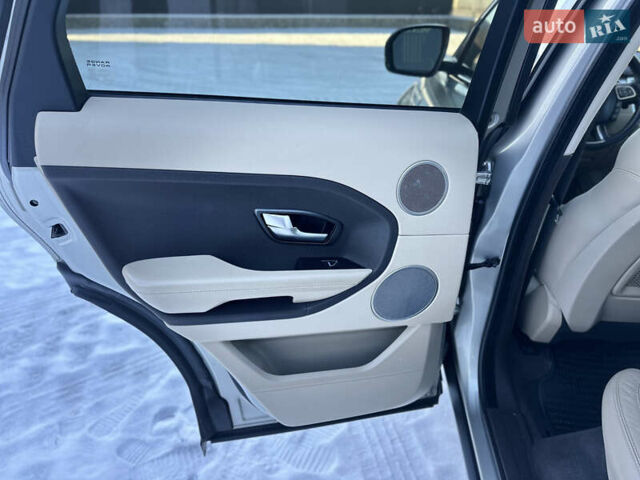 Сірий Ленд Ровер Рендж Ровер Евок, об'ємом двигуна 2 л та пробігом 240 тис. км за 13350 $, фото 29 на Automoto.ua