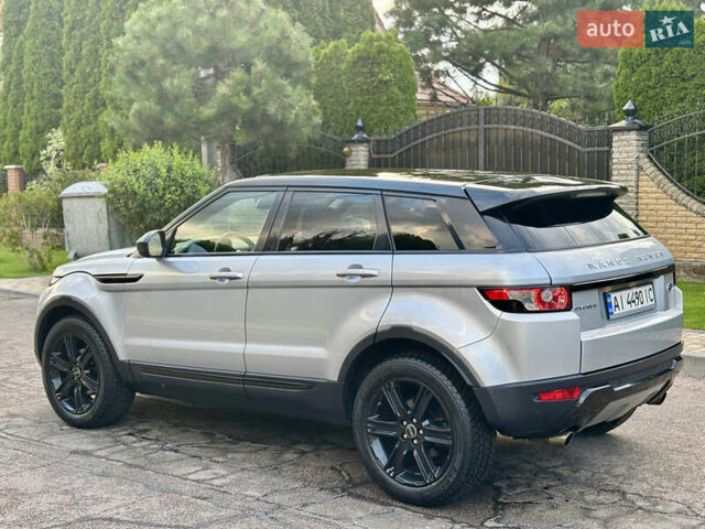 Ленд Ровер Рендж Ровер Эвок 2014 в Киеве на Automoto.ua Серый Ленд Ровер Рендж Ровер Эвок, объемом двигателя 2 л и пробегом 115 тыс. км за 18500 $, фото 5 на Automoto.ua