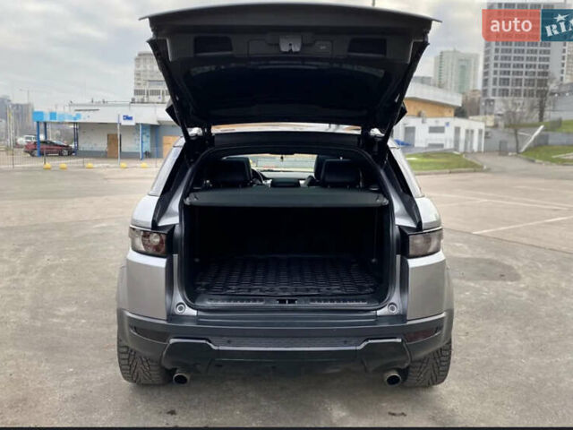 Сірий Ленд Ровер Рендж Ровер Евок, об'ємом двигуна 2 л та пробігом 183 тис. км за 16200 $, фото 9 на Automoto.ua