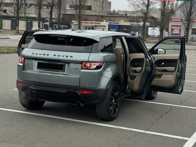 Серый Ленд Ровер Рендж Ровер Эвок, объемом двигателя 2 л и пробегом 96 тыс. км за 16500 $, фото 3 на Automoto.ua