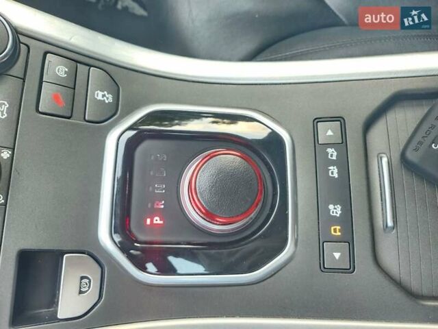 Серый Ленд Ровер Рендж Ровер Эвок, объемом двигателя 2.18 л и пробегом 207 тыс. км за 23000 $, фото 28 на Automoto.ua