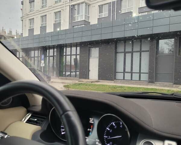 Сірий Ленд Ровер Рендж Ровер Евок, об'ємом двигуна 2 л та пробігом 239 тис. км за 22000 $, фото 2 на Automoto.ua