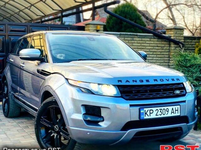 Сірий Ленд Ровер Рендж Ровер Евок, об'ємом двигуна 2 л та пробігом 140 тис. км за 12700 $, фото 2 на Automoto.ua