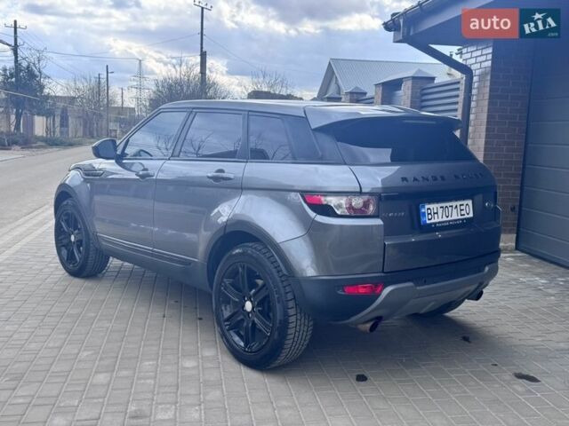 Серый Ленд Ровер Рендж Ровер Эвок, объемом двигателя 2 л и пробегом 180 тыс. км за 14700 $, фото 2 на Automoto.ua