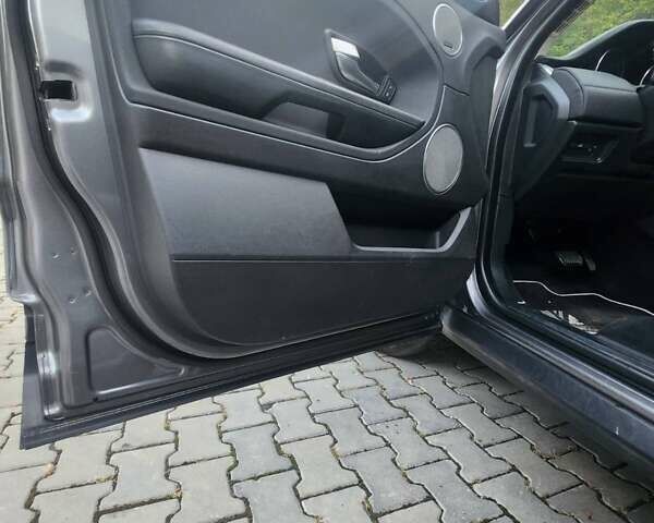 Серый Ленд Ровер Рендж Ровер Эвок, объемом двигателя 2.18 л и пробегом 207 тыс. км за 23000 $, фото 73 на Automoto.ua