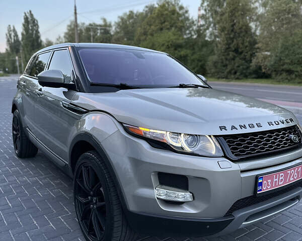 Сірий Ленд Ровер Рендж Ровер Евок, об'ємом двигуна 2 л та пробігом 180 тис. км за 15750 $, фото 19 на Automoto.ua