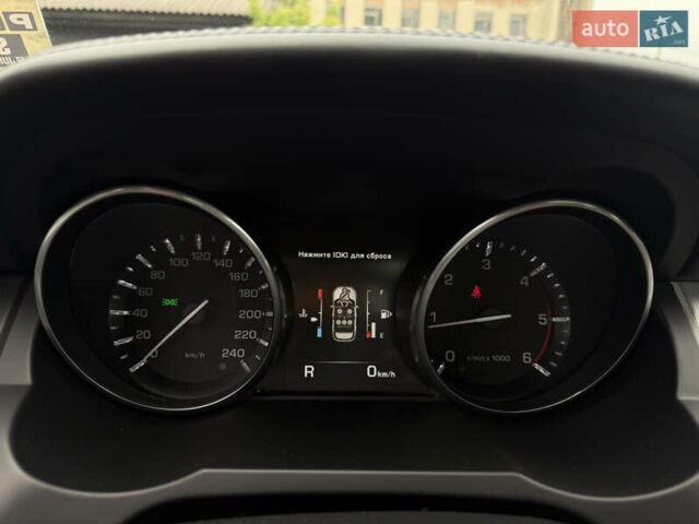 Серый Ленд Ровер Рендж Ровер Эвок, объемом двигателя 2.2 л и пробегом 193 тыс. км за 21200 $, фото 60 на Automoto.ua