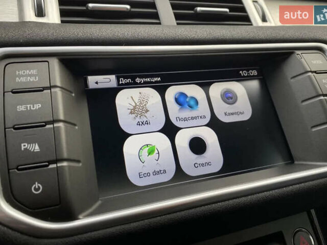 Сірий Ленд Ровер Рендж Ровер Евок, об'ємом двигуна 2 л та пробігом 183 тис. км за 16200 $, фото 4 на Automoto.ua