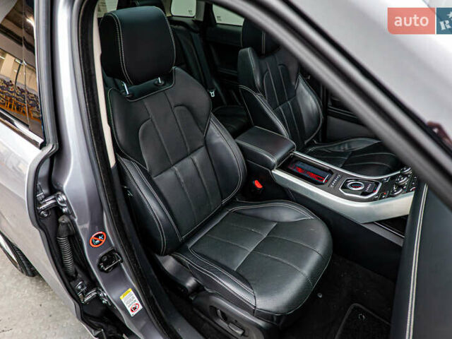 Сірий Ленд Ровер Рендж Ровер Евок, об'ємом двигуна 2 л та пробігом 112 тис. км за 15541 $, фото 18 на Automoto.ua