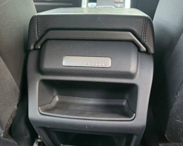 Серый Ленд Ровер Рендж Ровер Эвок, объемом двигателя 2.18 л и пробегом 207 тыс. км за 23000 $, фото 7 на Automoto.ua